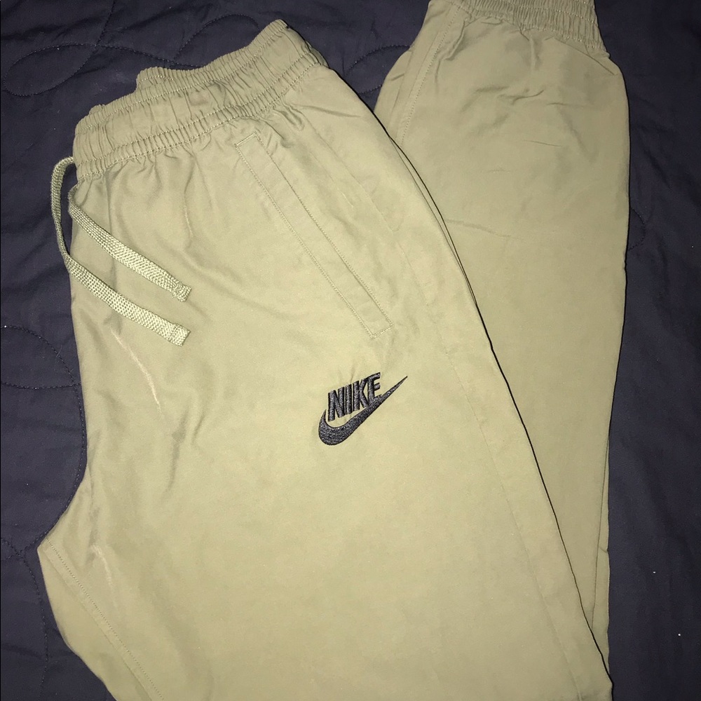 Men’s Nike joggers